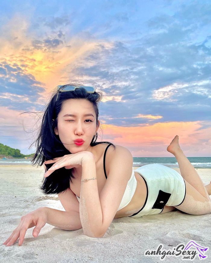 99+ Ảnh Diễn Viên Lê Huỳnh Thúy Ngân Sexy Mặc Bikini Đẹp 9 chiều cao thúy ngân