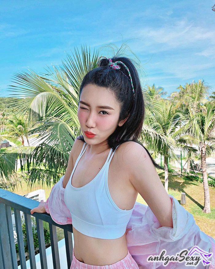 99+ Ảnh Diễn Viên Lê Huỳnh Thúy Ngân Sexy Mặc Bikini Đẹp 16 eo của thúy ngân