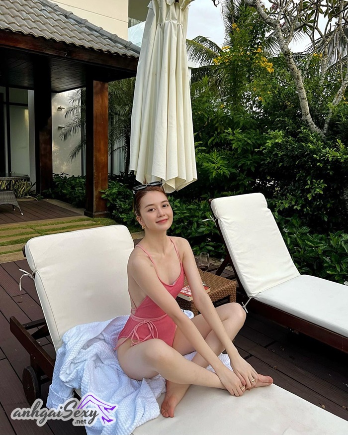 44+ Ảnh Ca Sỹ Thiều Bảo Trang Bikini Sexy Đầy Gợi Cảm 17 thiêu bao trang